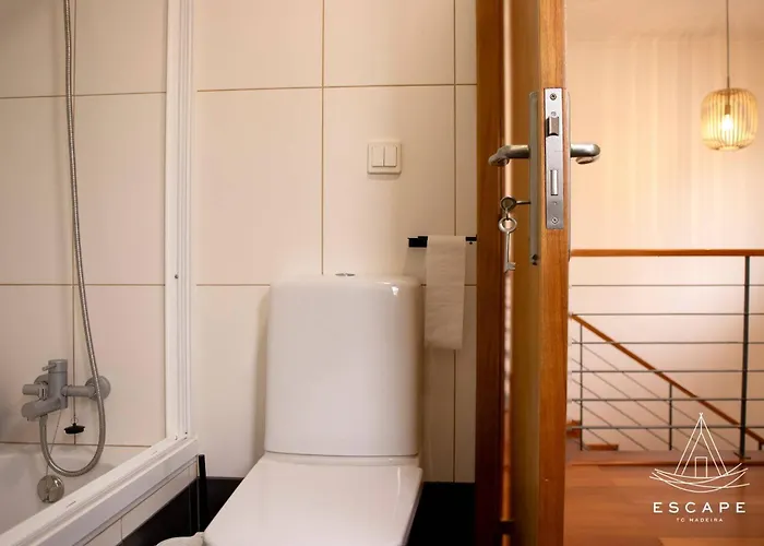 Izilda By Escape To Madeira 蓬他达维托亚